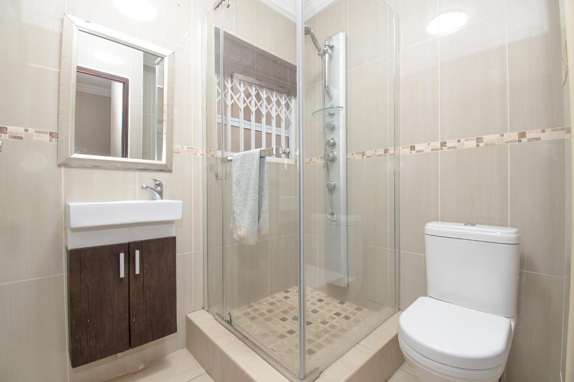 15 Glitter Bay Umhlanga Rocks Beachfront Durban Exterior foto